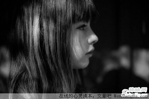 做坚强的女子