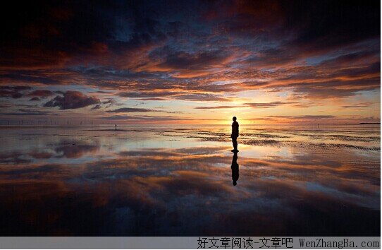 消失的背影
