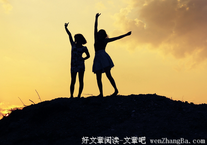 不必仰望别人，自己亦是风景
