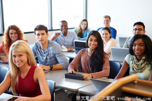 大学里，如何做到既努力又合群？