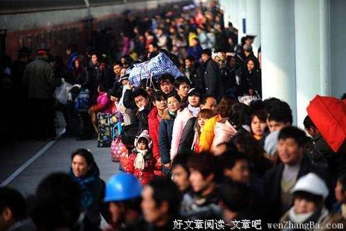 路那么遥远,票那么难买,为什么你还要回家过年