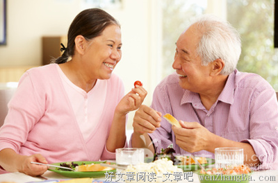 不情愿去世的老人