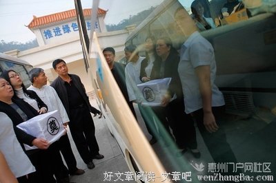 百川归海，那是大海放得下自己的身架