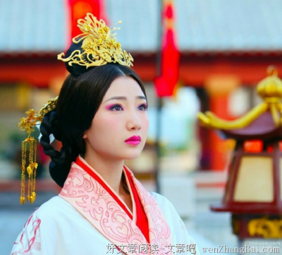 最全的《皇后六岁半》佳句摘抄