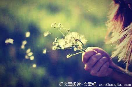他卸载了手机里的王者荣耀，第8次
