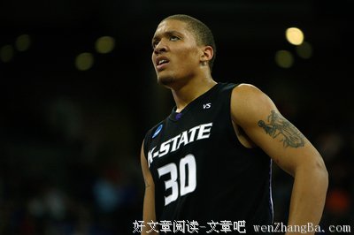 进攻万花筒的区别：皮尔斯vs甜瓜