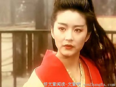 她是林青霞的侄女，新一代的“直男斩”，陈凯歌和李安的儿子都被