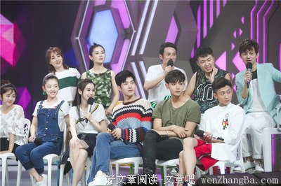 她是让张一山欲罢不能的“鸭系女子”，不仅从表情包翻身金马奖影