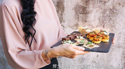两个人能不能在一起，一起吃顿饭就知道了