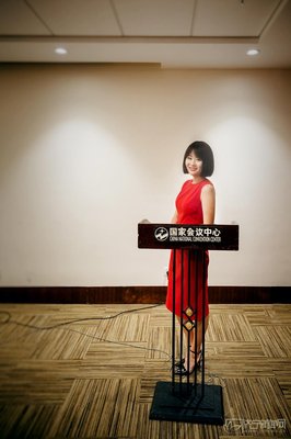 他放弃300倍高薪回国，用20年让中国赶超西方，死时却无人关注：英