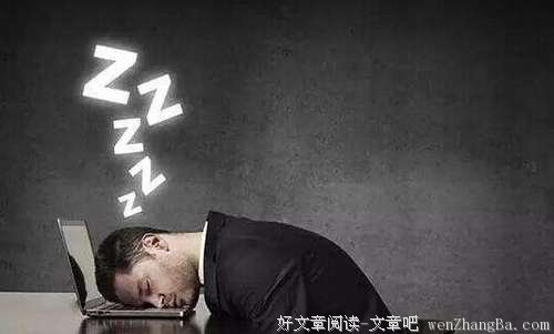 那些熬夜的年轻人，有多少在深夜痛哭？