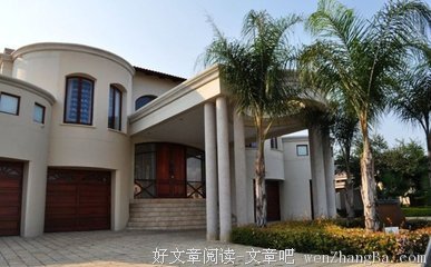 土豪700万打赏女主播内幕：再穷也要站到富人圈子里