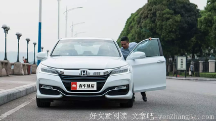 你能接受另一半暗中测试你对ta的忠诚度吗？为什么？