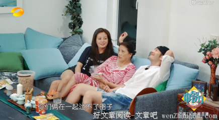 两个人合不合适，先看看TA的朋友圈