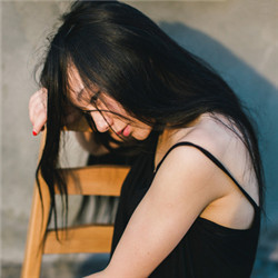 比起怨妇，这样的女人更可悲