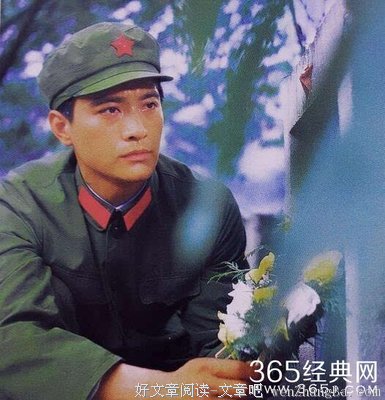 他曾比陈道明唐国强红，因妻子被杀成嫌犯一蹶不振，如今变大学教