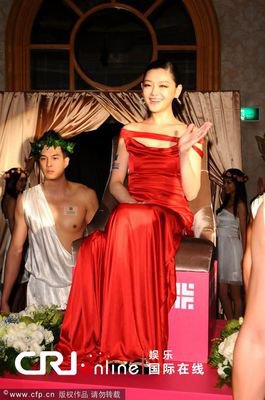 “大佬”高调公开婚外情：“我出轨了，但我们是真爱！”