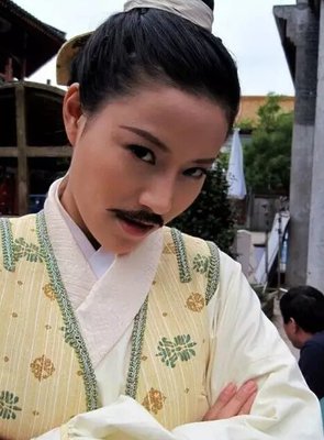 杨紫：颜值不够高的女演员，努力有用吗？