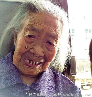 20多岁的老女人：拼到脱发，丧得失调