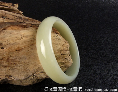 脖子佩戴玉石的五大误区，你千万不要有！