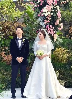 关于宋仲基&amp;宋慧乔结婚的残酷真相