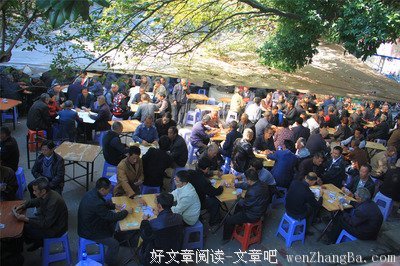 在赌场里等死的中国老人