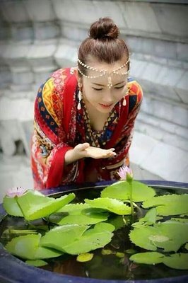 相遇在天，相守在人，珍惜在心