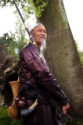 没了火铳的猎人，能到哪去 | 人间