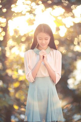 拧个瓶盖而已，你们要不要这么多戏？