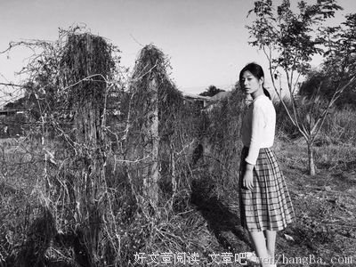 “苦追”邓超不得，转头“嫁给”秦昊，两度遇渣男，但她有资本自