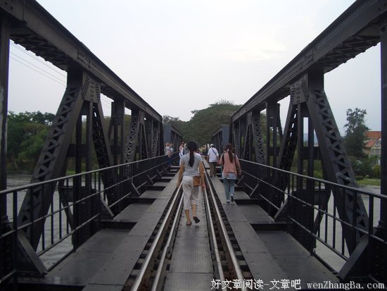 《桂河大桥》好看吗？经典观后感10篇