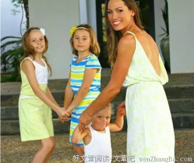 那个95年的老女人已经成为单身妈妈了