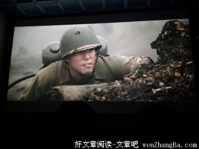 《拿起枪的简》经典影评10篇