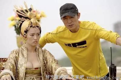 林青霞给她“做配”，张艺谋为她痴情，52岁未婚未育，却活成了传