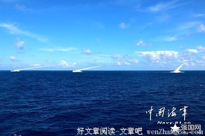 哥哥和敌人同归于尽后，她用半个世纪寻找敌人的妻子，并谱写了一