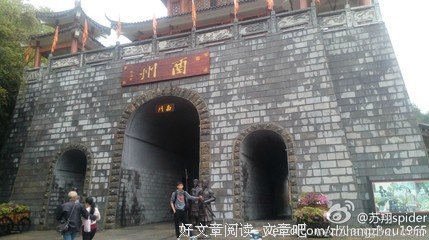 我想走进你怀抱，一早到晚跟你撒娇多好