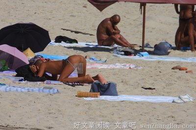 爱得更多的那个人到底有没有错？