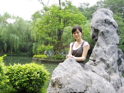 女人的这三个行为，会让男人深深地爱上你！