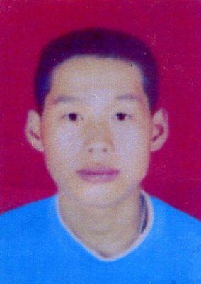 “聋哑人，不会哑语，文盲。张志强，10年了，你在哪儿？”