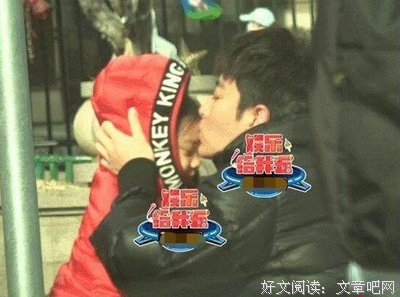 甜馨说妈妈给贾乃亮戴了绿帽？摘掉婚戒，贾乃亮真不该被消费！