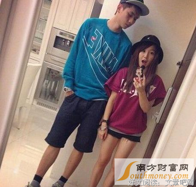 深扒了男友的微信置顶，反被这小我7岁的妹子深深折服...