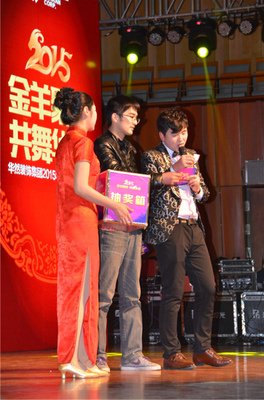 《反串仍是爱》经典观后感10篇