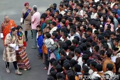 “等你长大了，我便娶你”，14年的等待，他们终于成为了全世界最