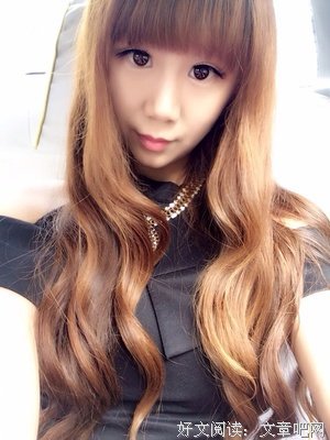 他曾经是我对的人，后来我们都错了。