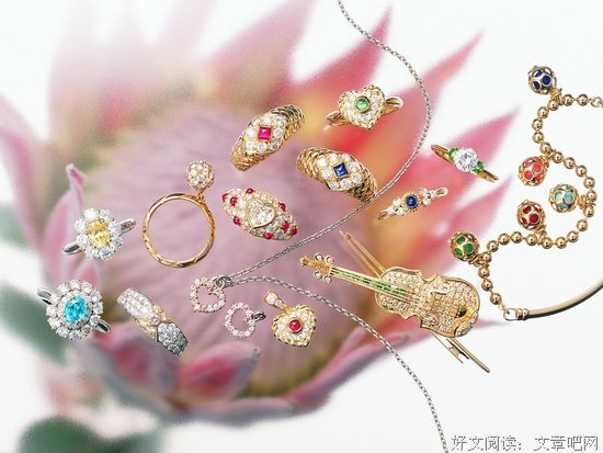 描写珠光宝气的经典句子