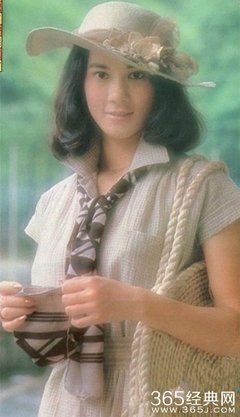 描写成龙的经典句子