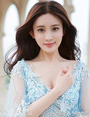 【爆照】女，8分，北影在读，没背景的我只能向...屈服了吗...