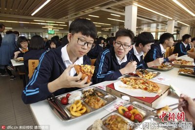 我邀请你，来给1年后的自己写一段话