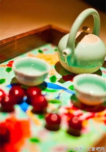 一杯茶，一本书，一知己