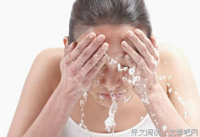 想不到把碳酸气泡敷在脸上，皮肤好得就像PS过